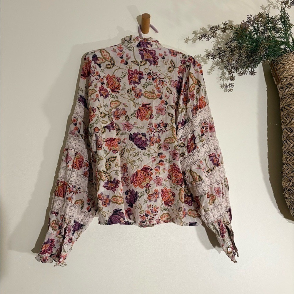 House of Harlow 1960 lace Floral Blouse-Small-($198) - Picture 3 of 7